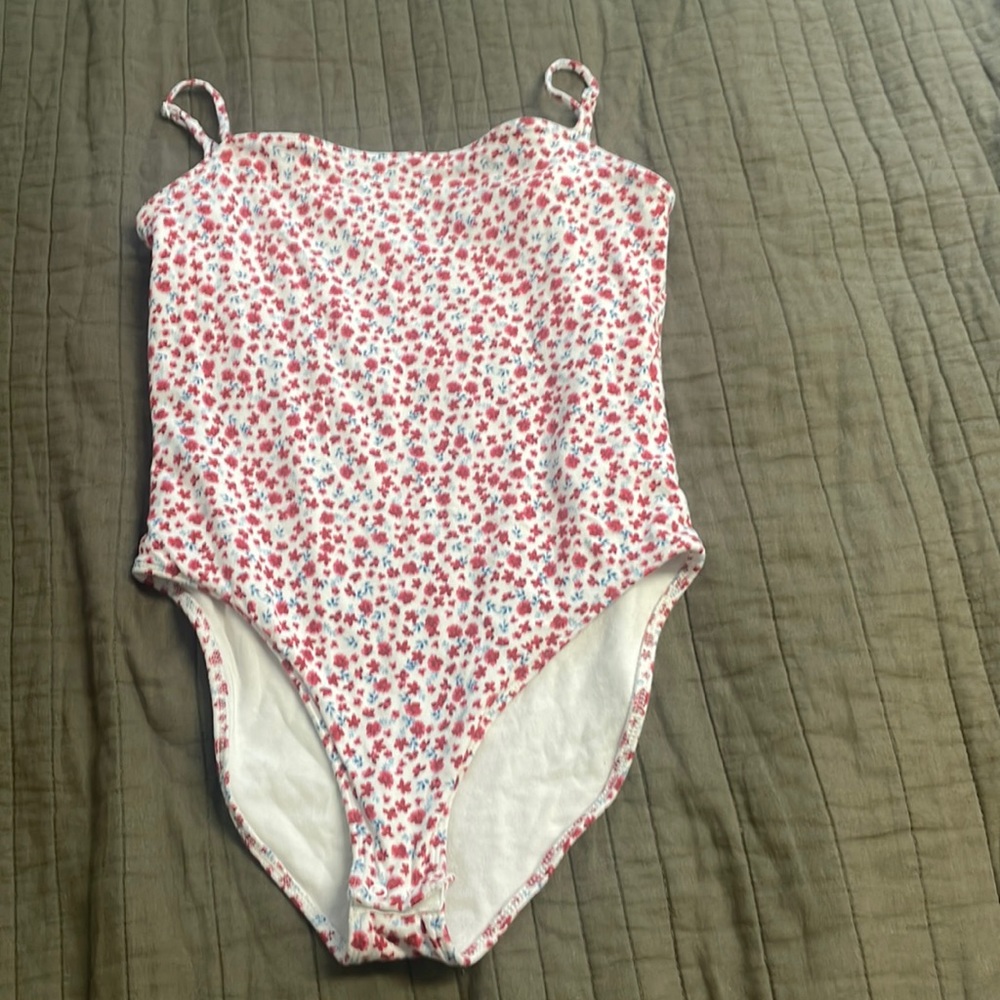 Old navy swimsuit
